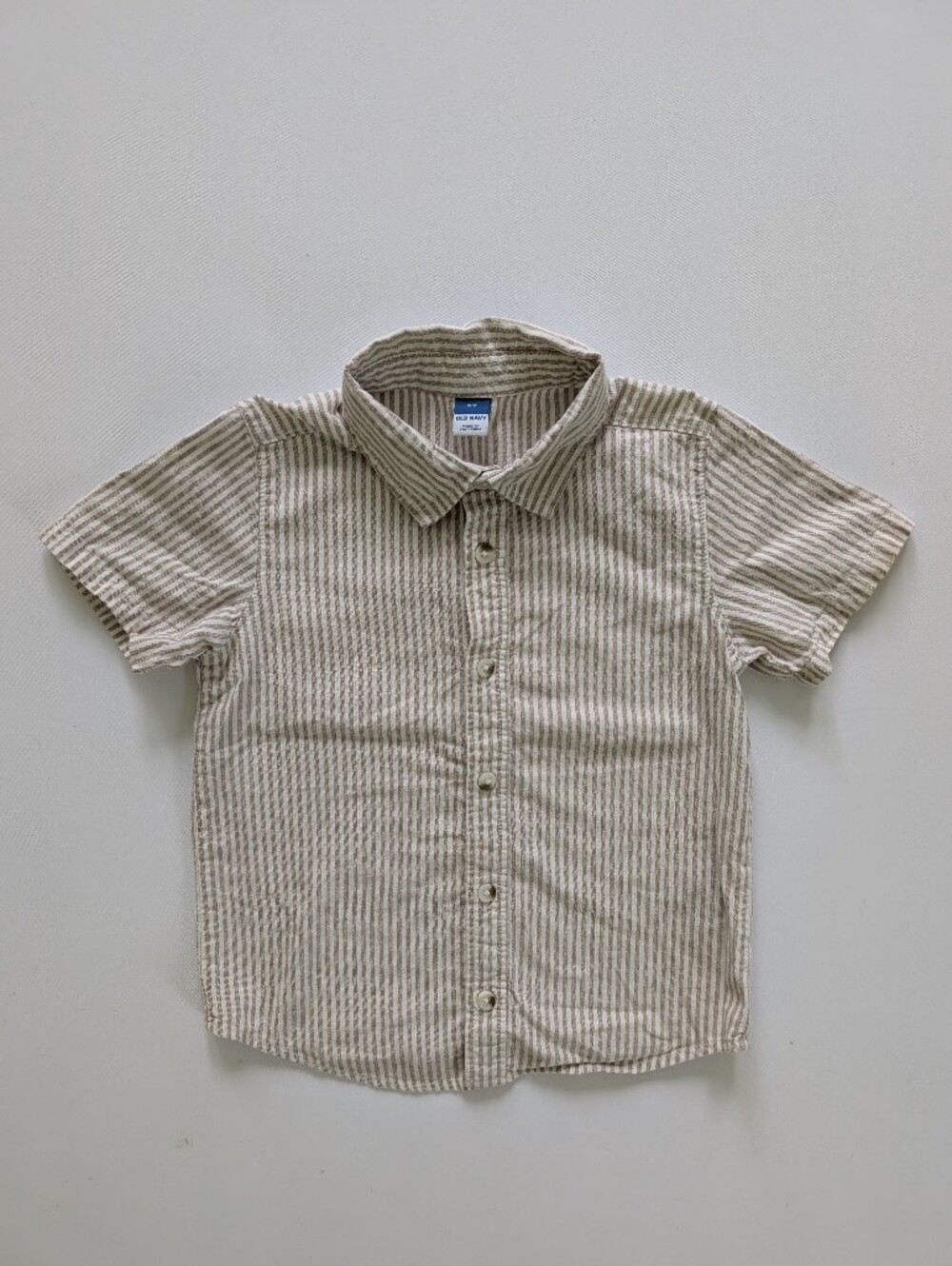 Old Navy Beige and White Striped Short-Sleeve Button-Down Shirt 100% Cotton 5T
